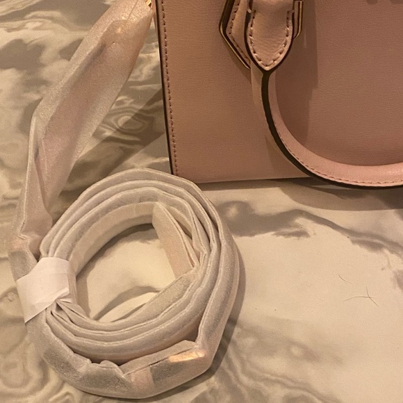 💫Michael Kors Crossbody Messenger 💫 NWT - Picture 7 of 14